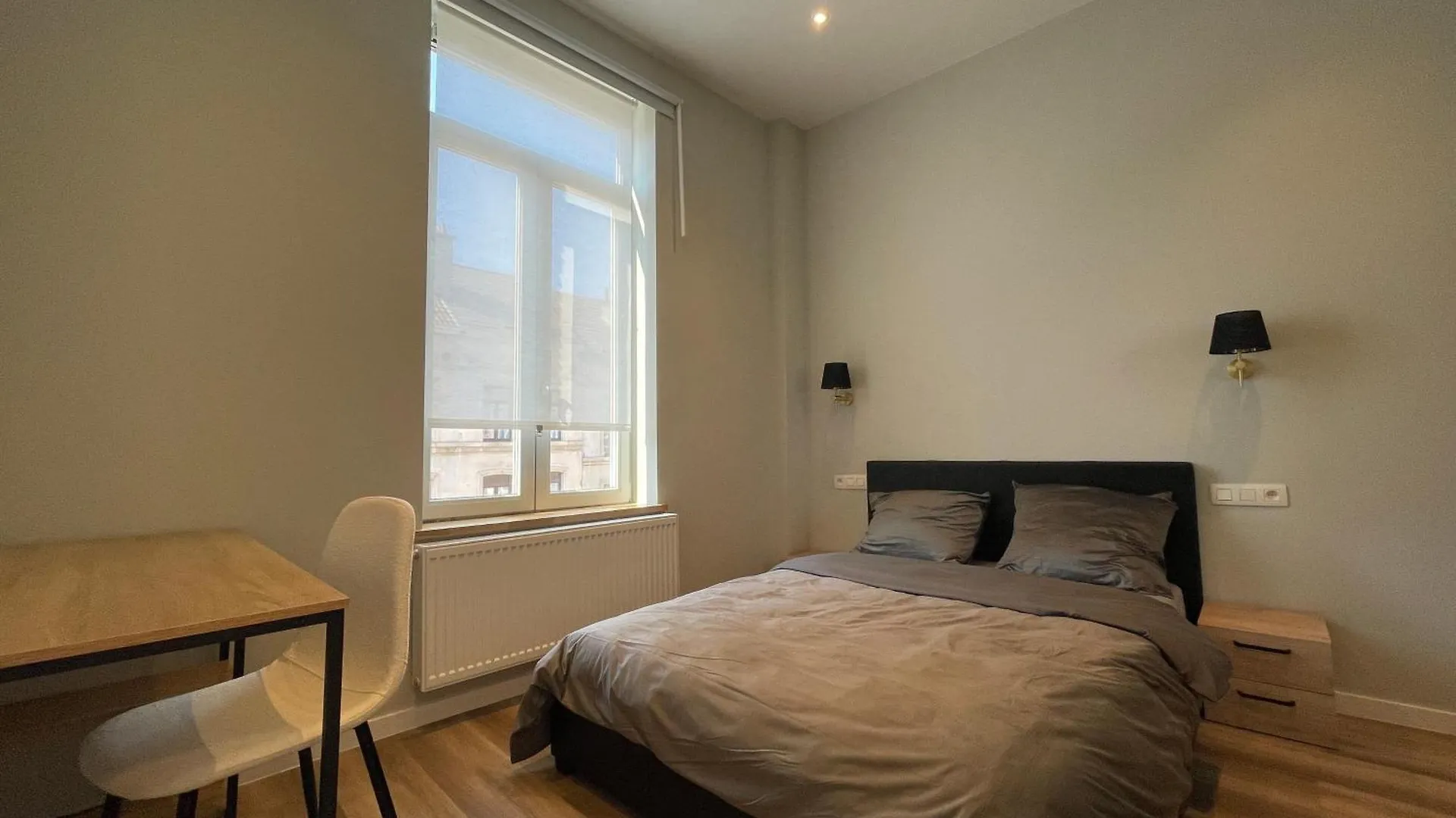 Midi Station Apartment Brussels